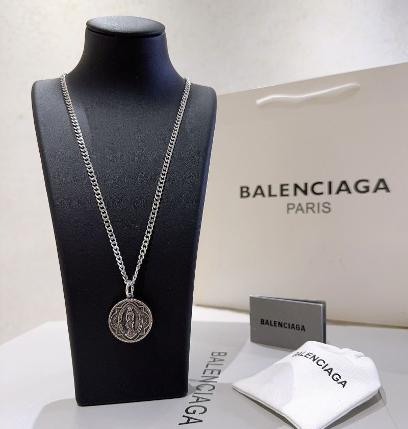 Ba1en*iaga necklaces